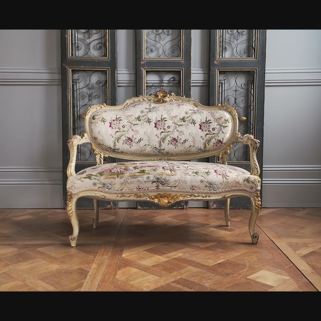 19th Century Italian Carved Gilt-wood Salon Suite - Sofa, Chairs & Footstools