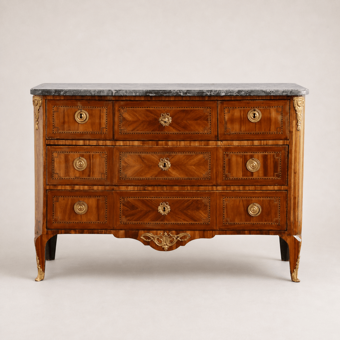 18th Century Marquetry commode - La Maison London