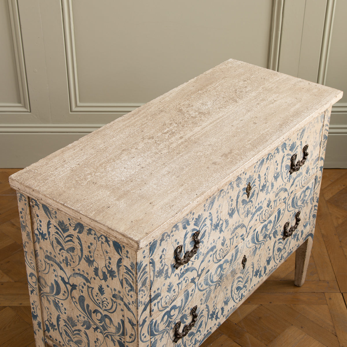 Blue & White Florentine Style Hand Painted Italian Chest Of Drawers/Commode - La Maison London