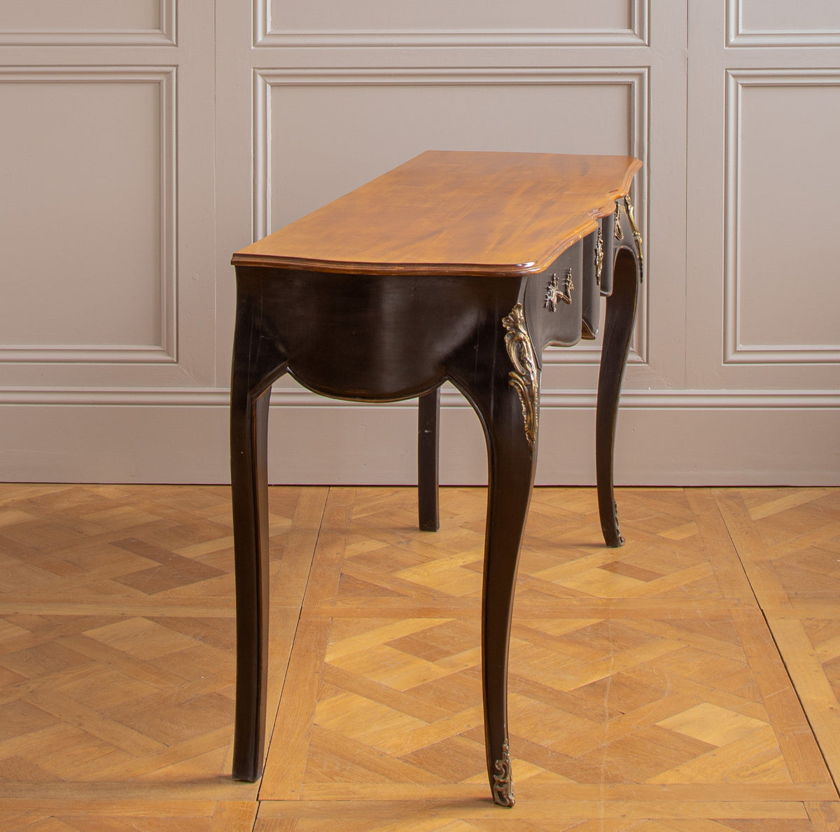 A Louis XV Style Console with Black Lacquer & Walnut Finish - La Maison London