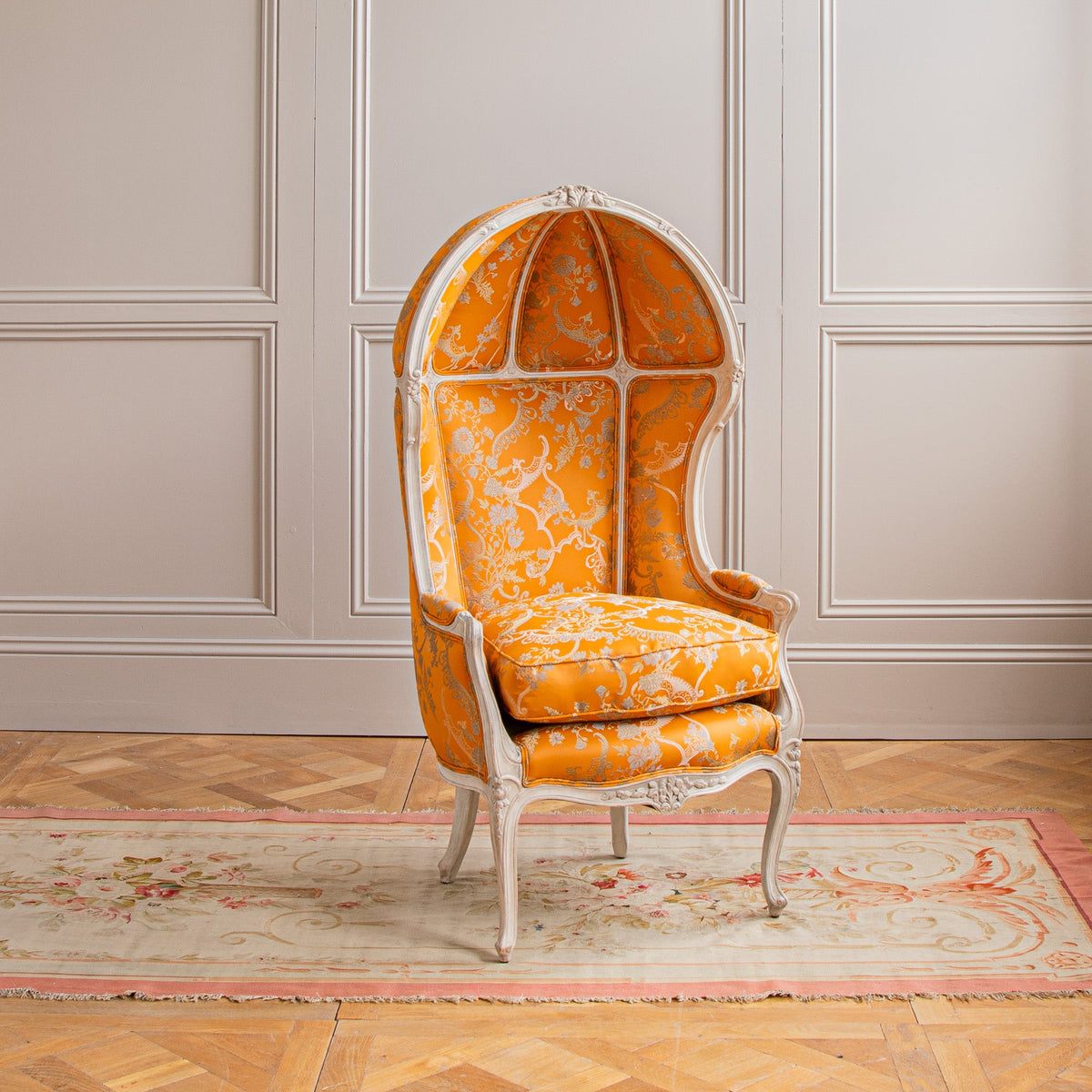 A Louis XV Style Porter's Chair By La Maison London - La Maison London