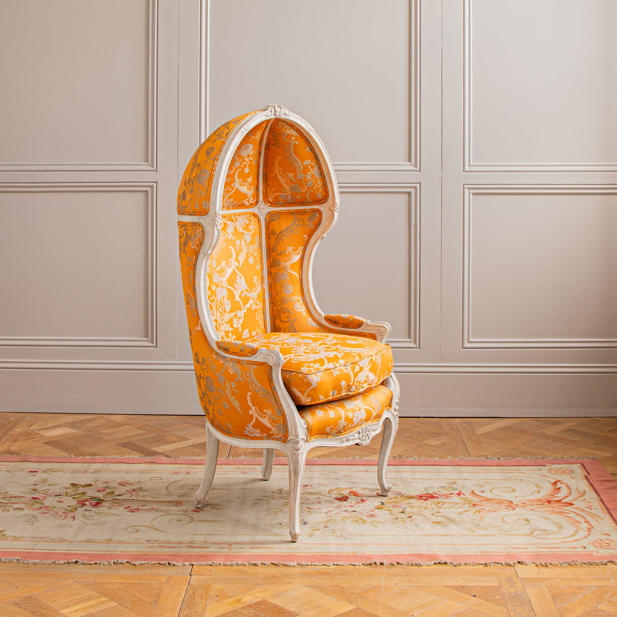 A Louis XV Style Porter's Chair By La Maison London - La Maison London