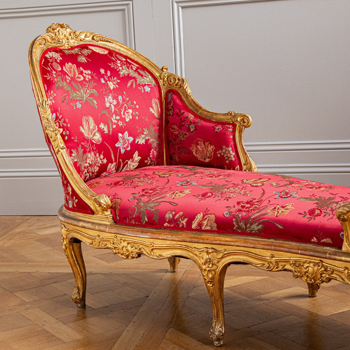 Italian Giltwood LXV Style Chaise Longue, Circa Early 1900's - La Maison London