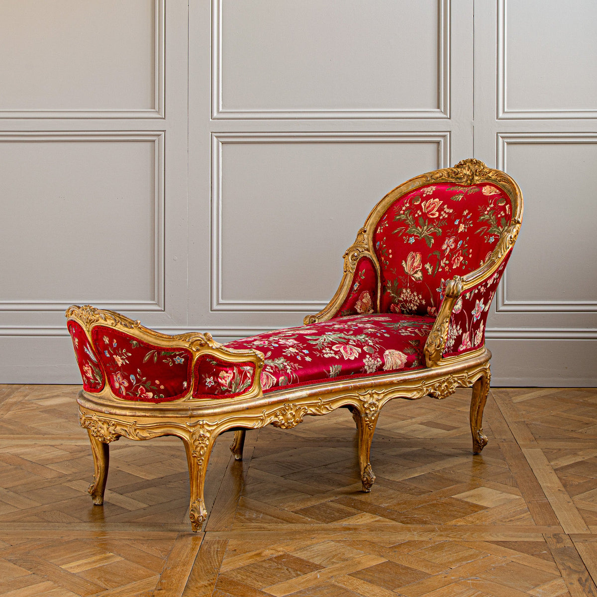 Italian Giltwood LXV Style Chaise Longue, Circa Early 1900's - La Maison London