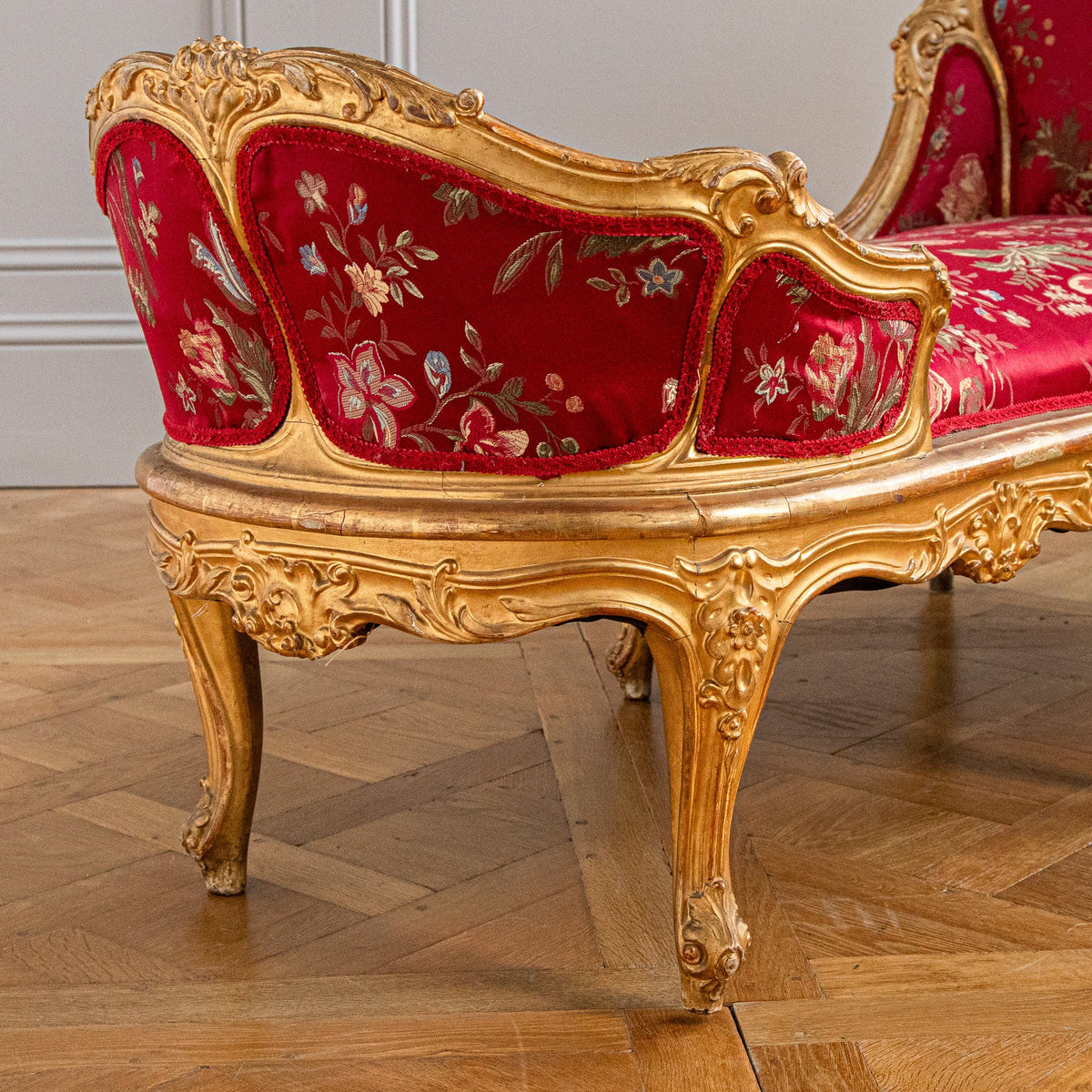 Italian Giltwood LXV Style Chaise Longue, Circa Early 1900's - La Maison London