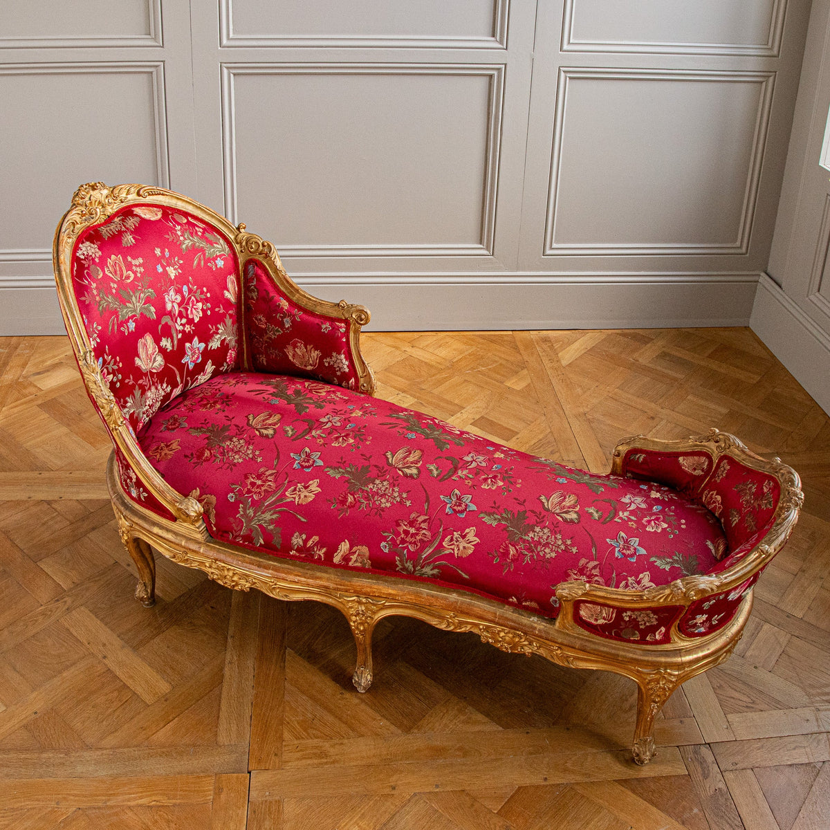 Italian Giltwood LXV Style Chaise Longue, Circa Early 1900's - La Maison London