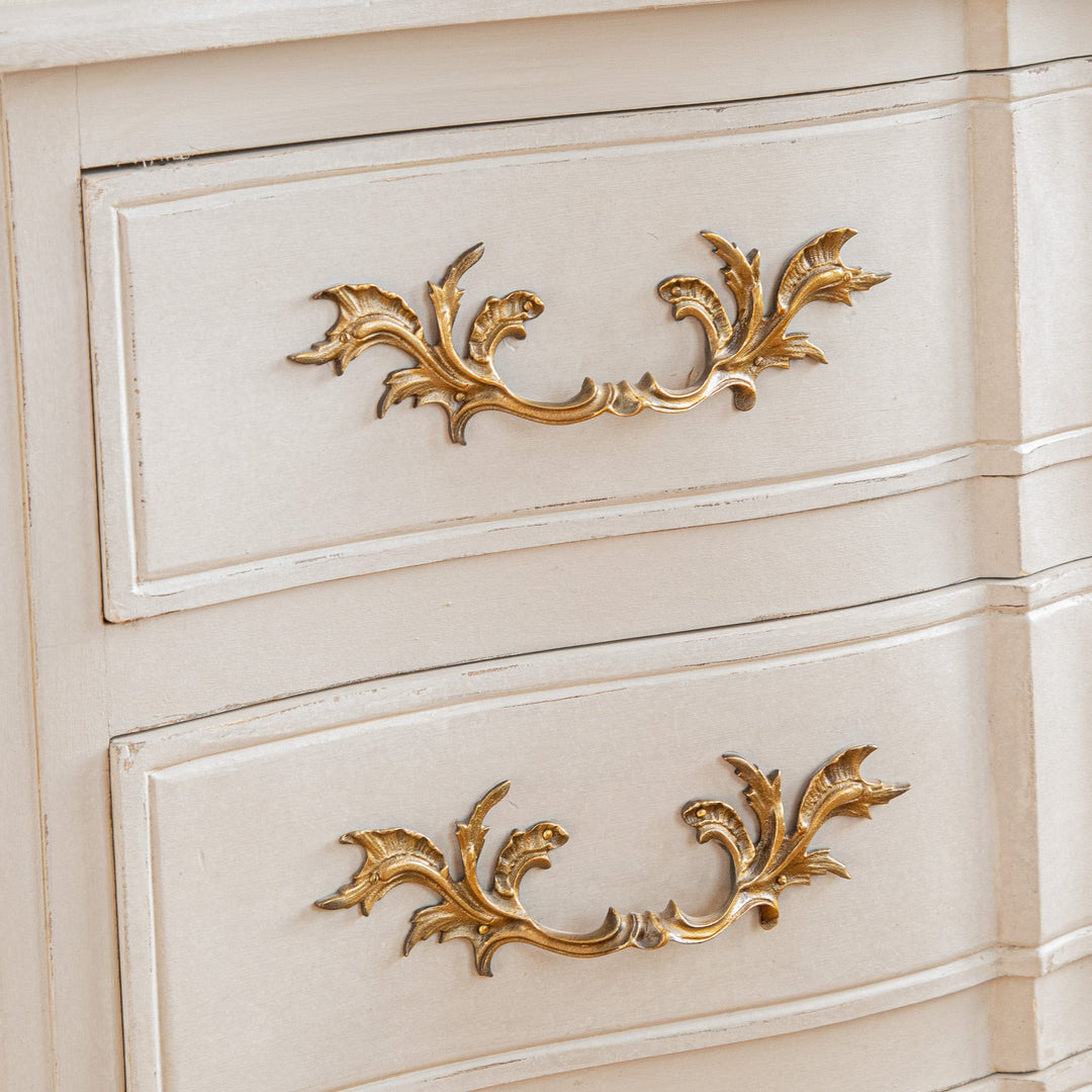 Regence Style painted Chest of Drawers - La Maison London