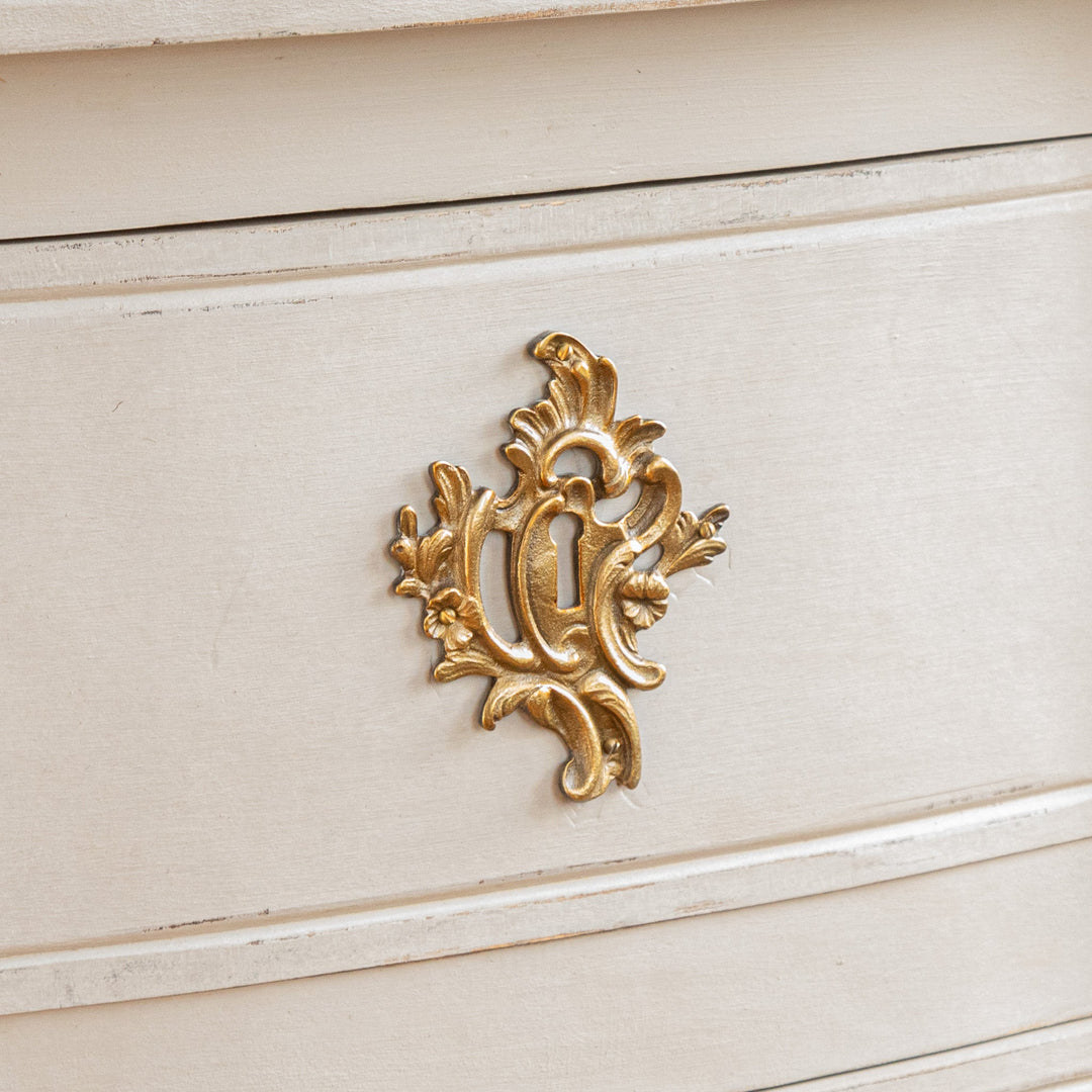 Regence Style painted Chest of Drawers - La Maison London