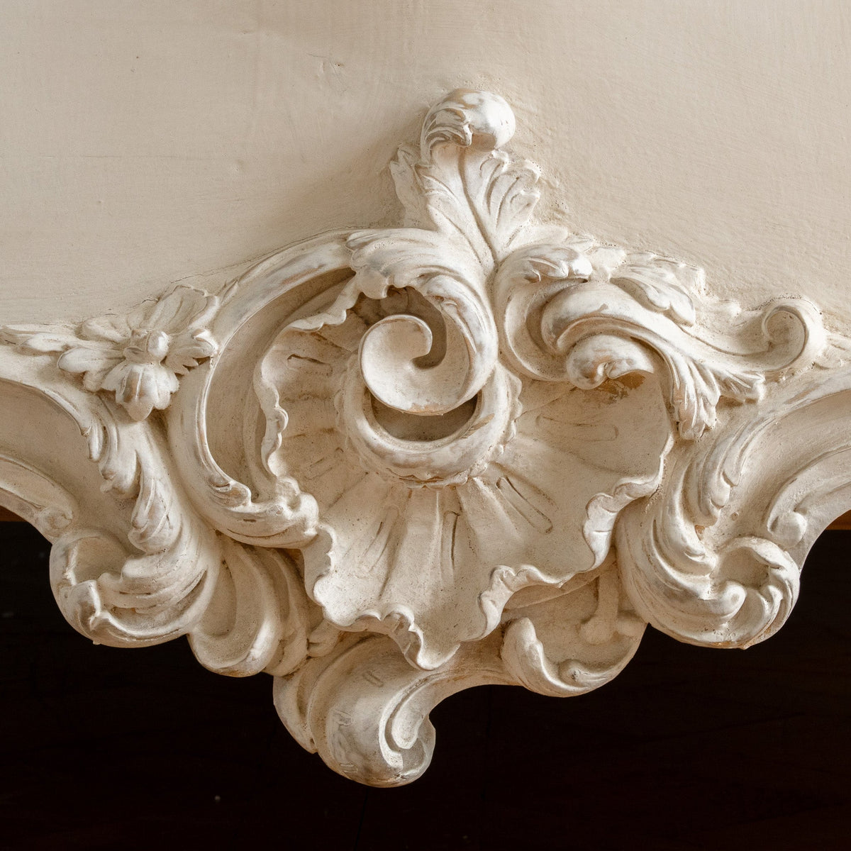 The Cherub Bed - La Maison London