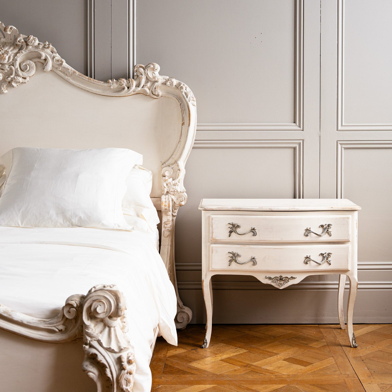 The Cherub Bed - La Maison London
