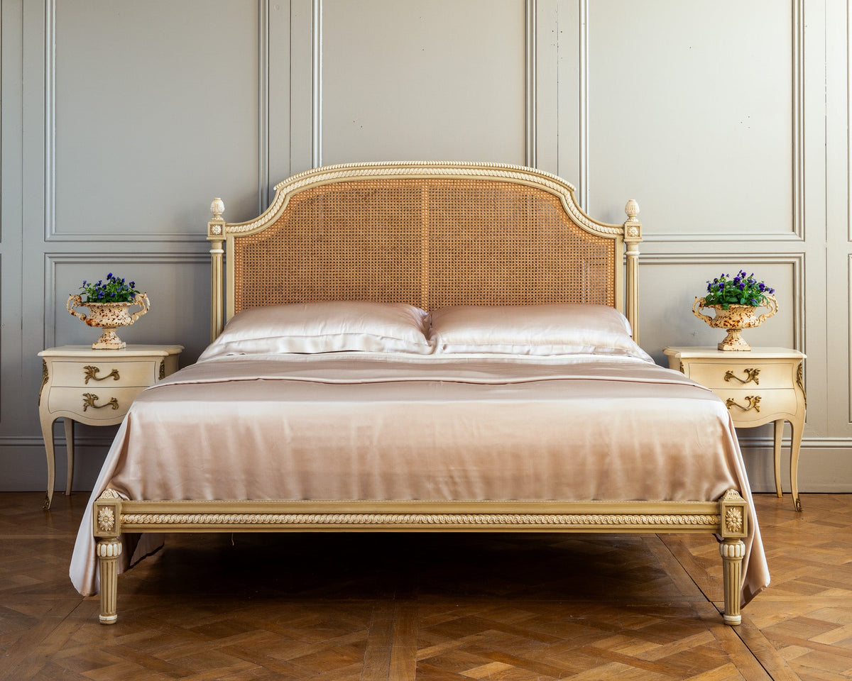 The Chevalier Bed - La Maison London