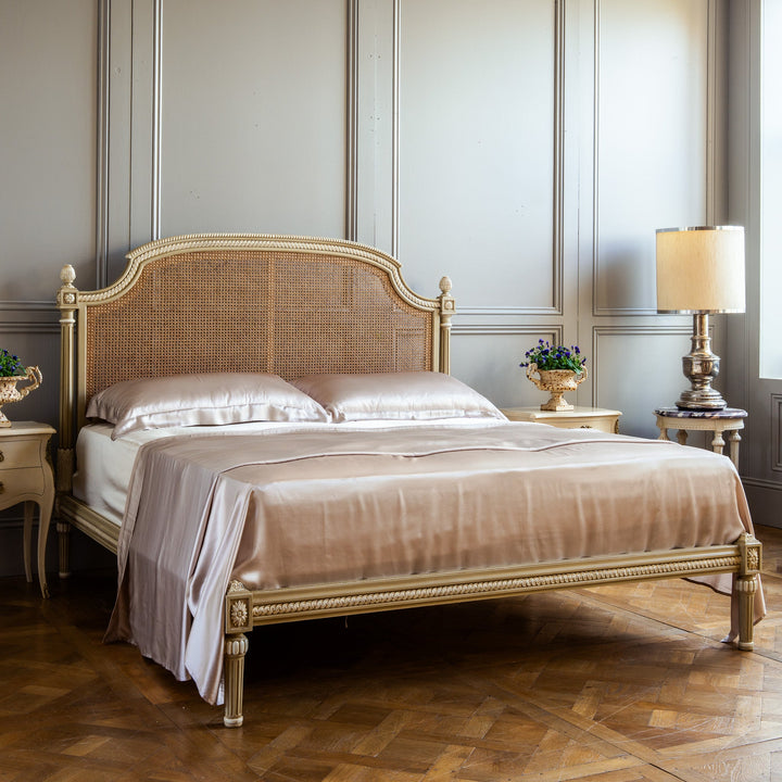The Chevalier Bed - La Maison London