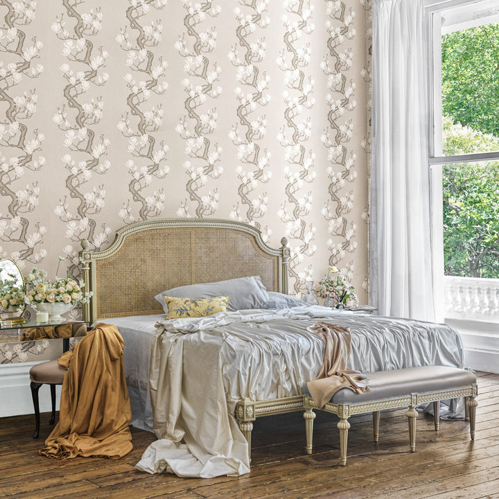 The Chevalier Bed - La Maison London