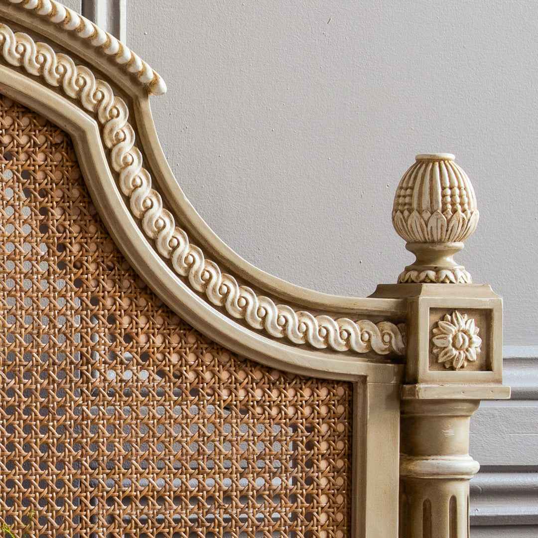 The Chevalier Bed - La Maison London