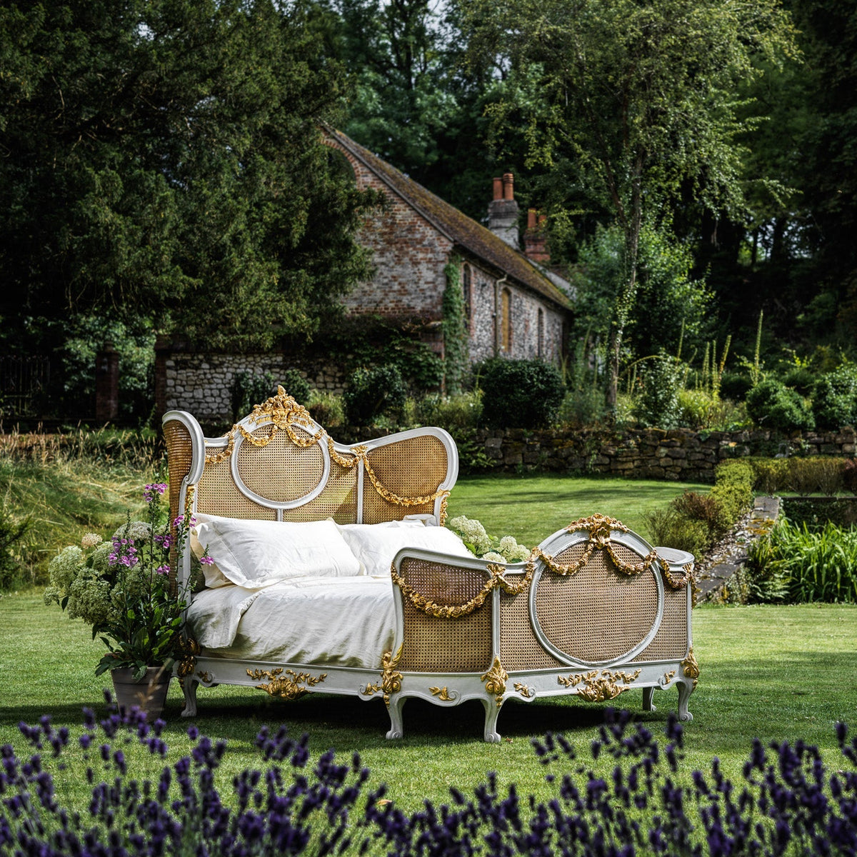The Floral Swag - La Maison London