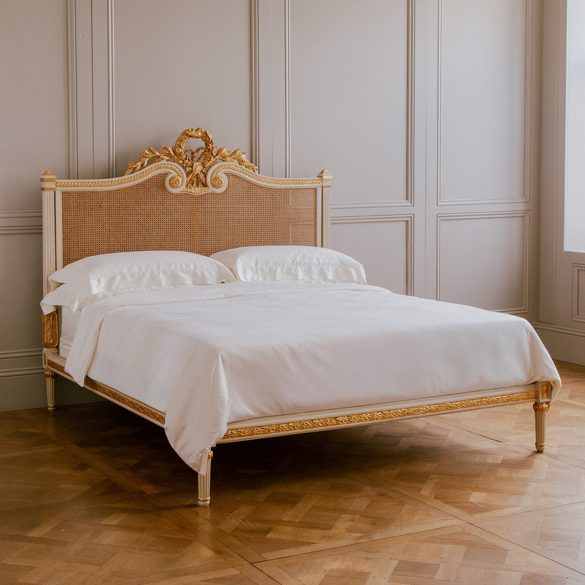 The Rosace Bed - La Maison London