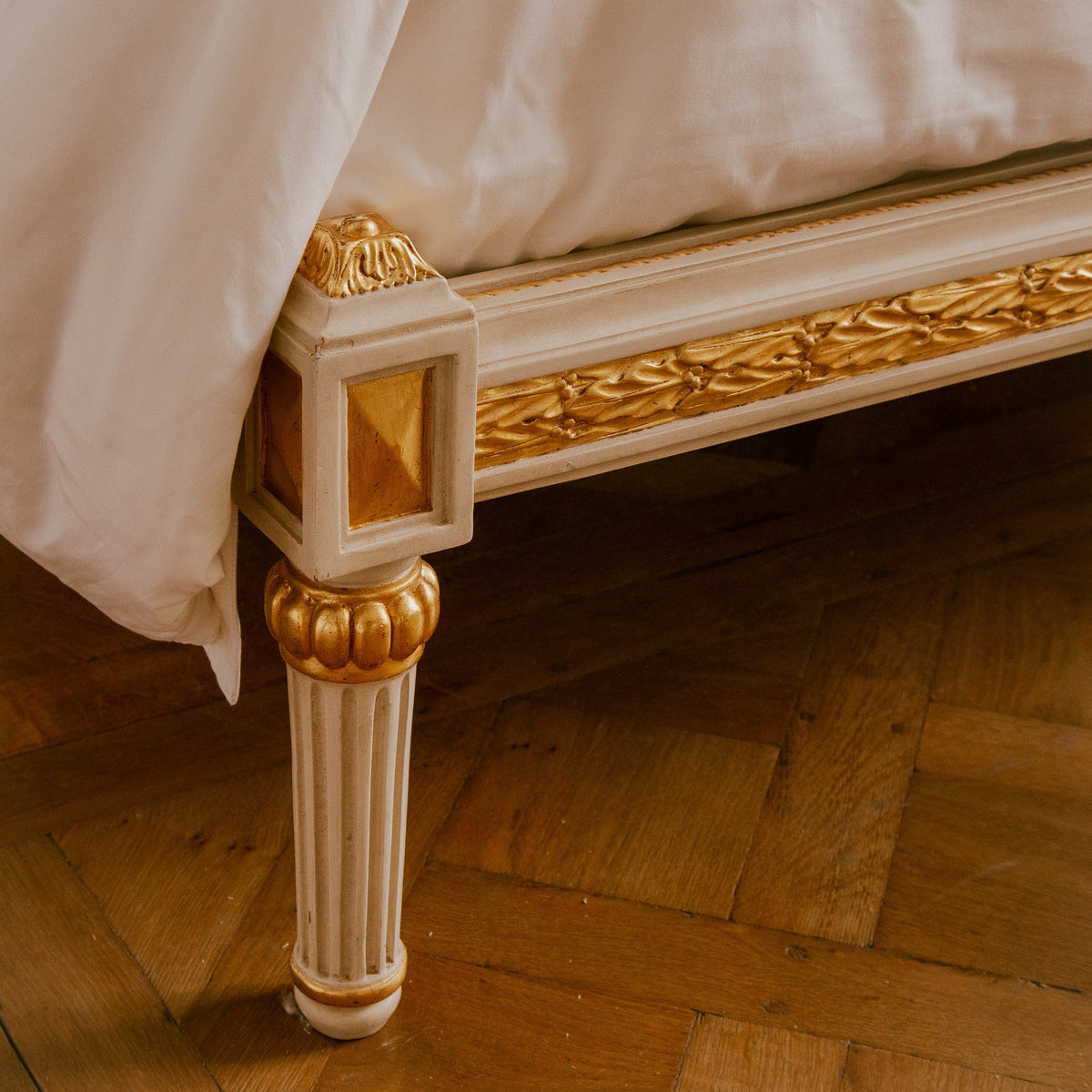 The Rosace Bed - La Maison London