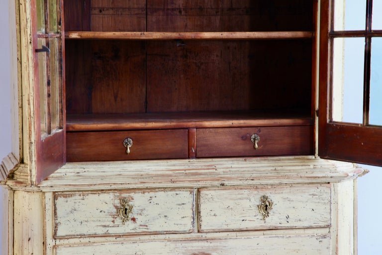 18th Century Gustavian Yellow Swedish Display Cabinet - La Maison London
