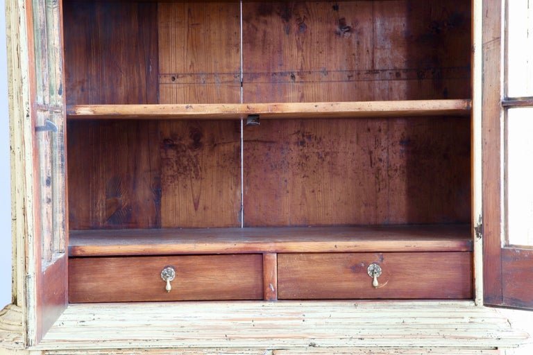 18th Century Gustavian Yellow Swedish Display Cabinet - La Maison London