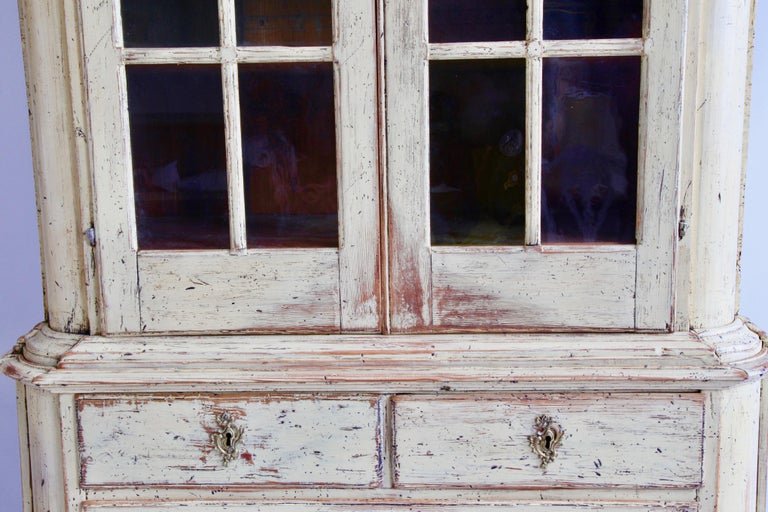 18th Century Gustavian Yellow Swedish Display Cabinet - La Maison London