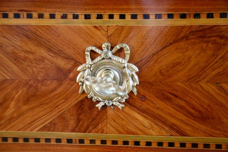 18th Century Marquetry commode - La Maison London