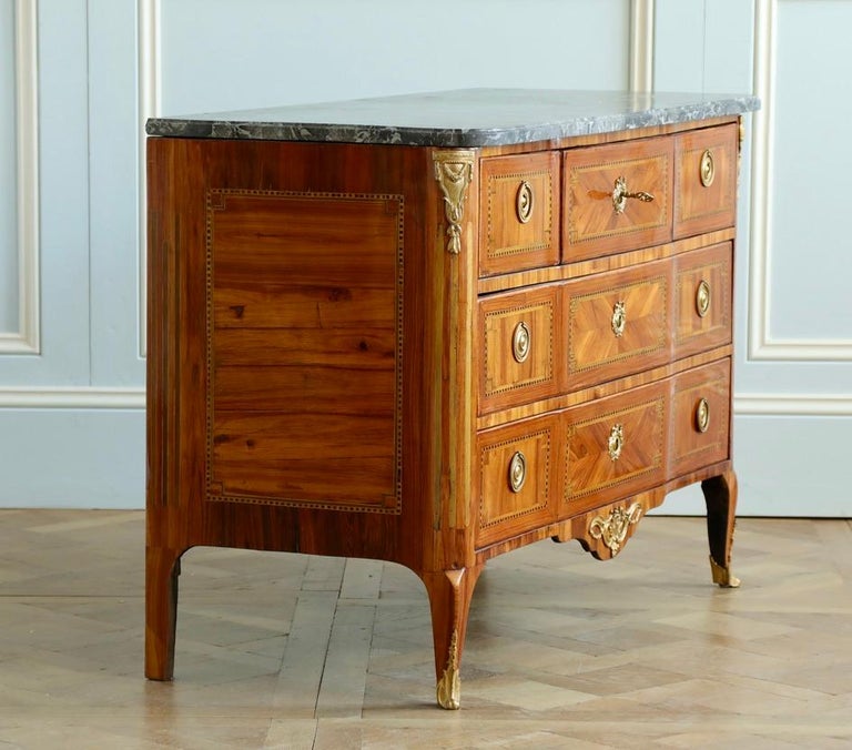 18th Century Marquetry commode - La Maison London