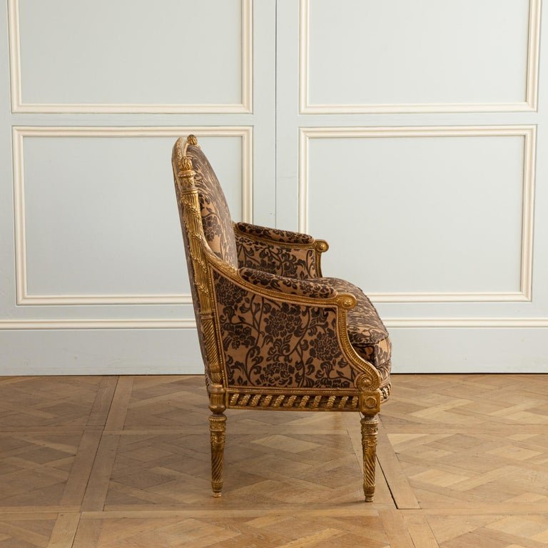 A Finely Carved Louis XVI Style Giltwood Sofa - La Maison London