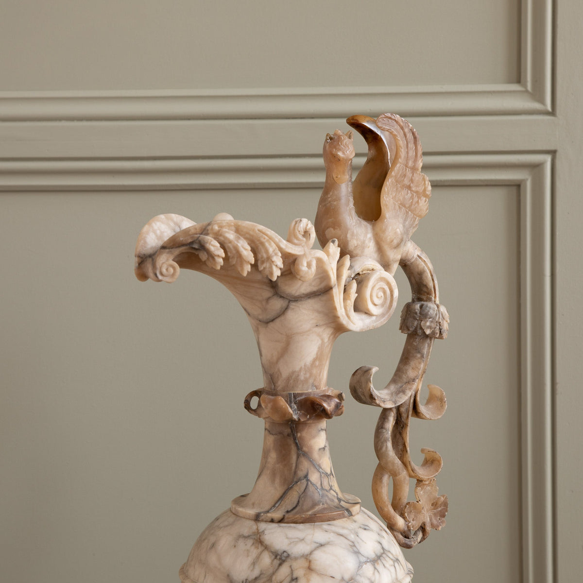Large 19th Century Decorative Pair Of Alabaster Marble Jugs/Pitchers On Plinths - La Maison London
