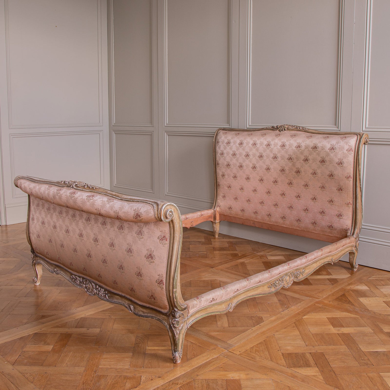 Louis XV crosse renversée - La Maison London