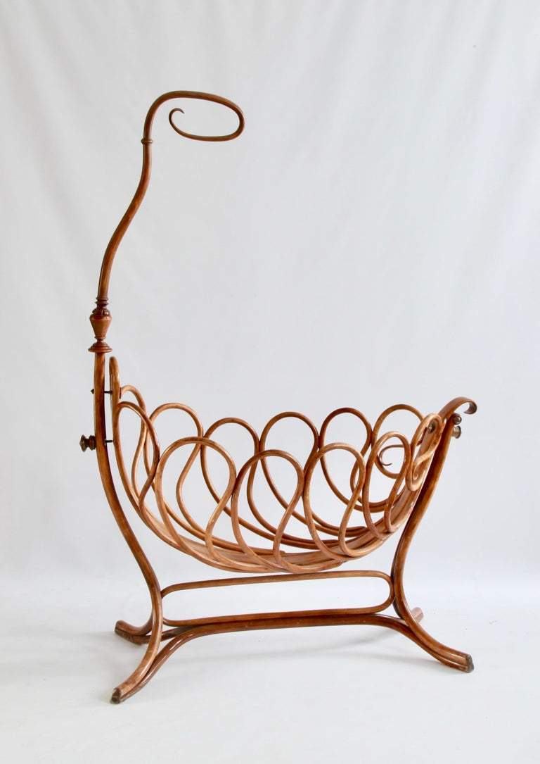 Rare French Bentwood Cradle in the Thonet Style - La Maison London
