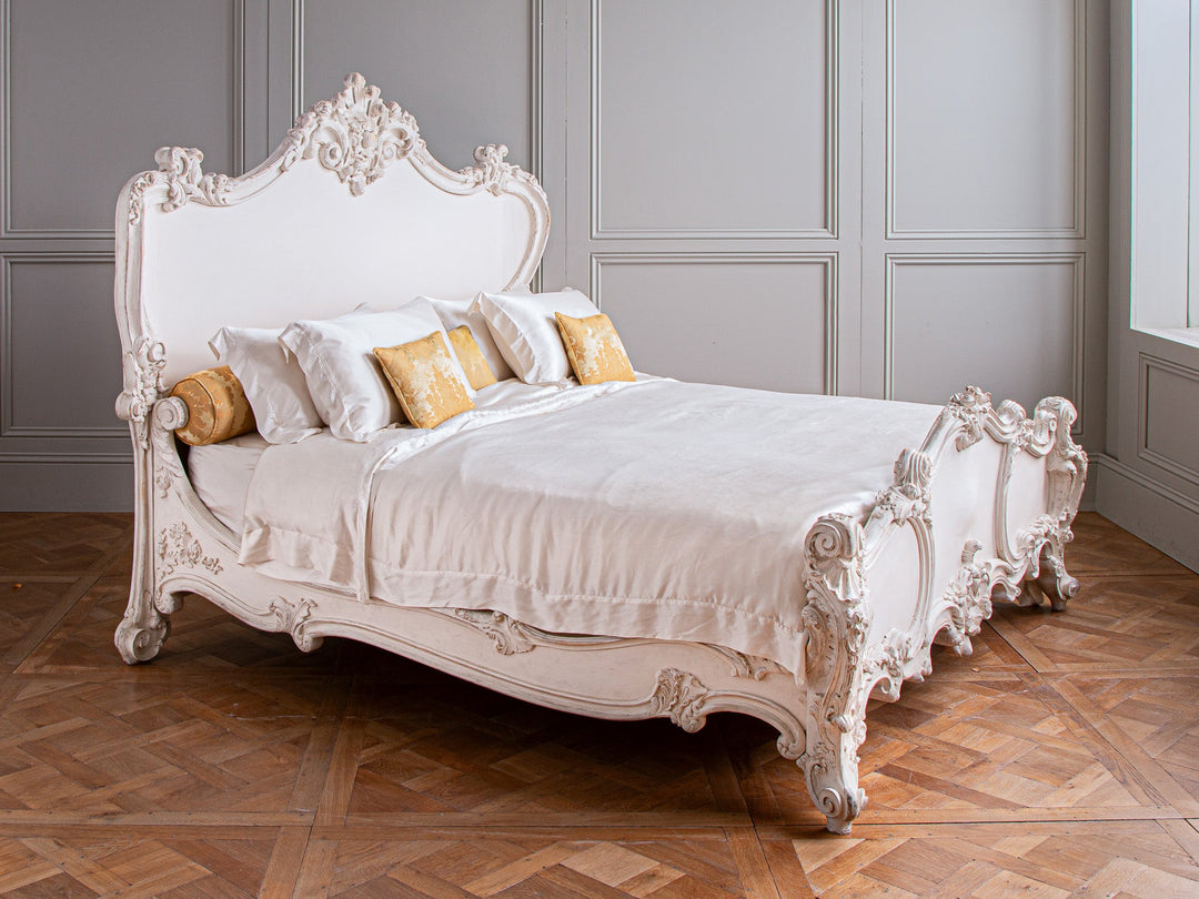 The Cherub Bed - La Maison London