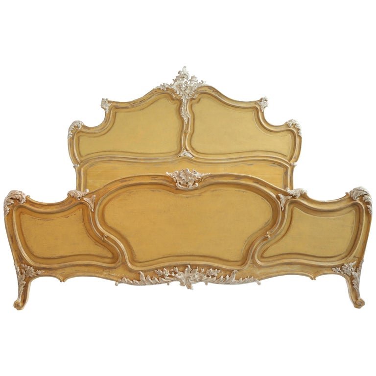 The Rocaille bed - La Maison London