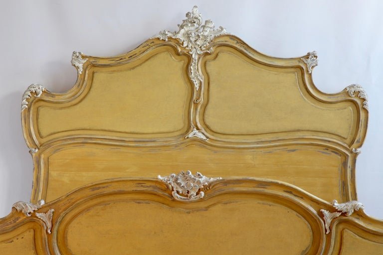 The Rocaille bed - La Maison London