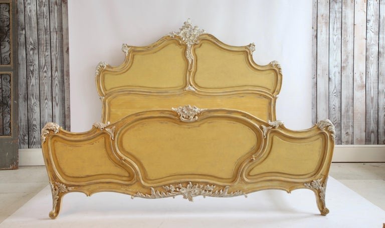 The Rocaille bed - La Maison London
