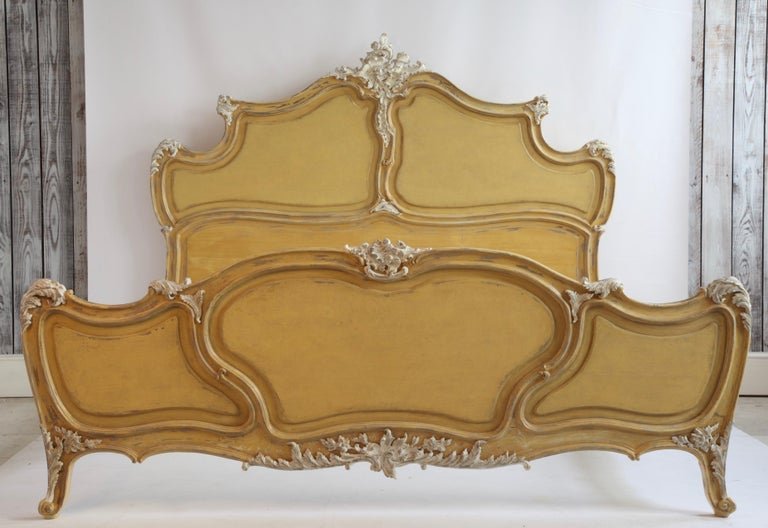 The Rocaille bed - La Maison London